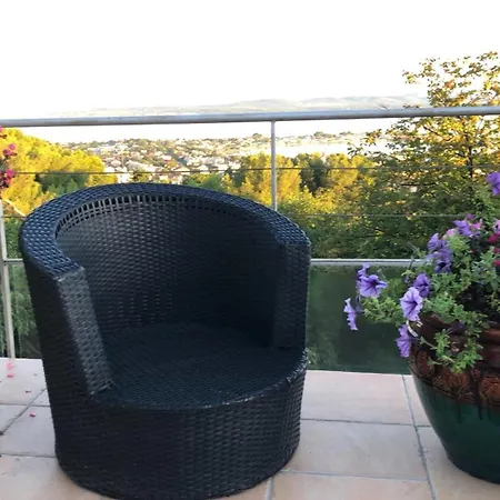 L'escarpee Belle Bed & Breakfast 3*