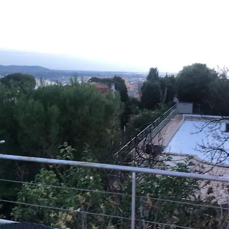 L'escarpee Belle Bed & Breakfast